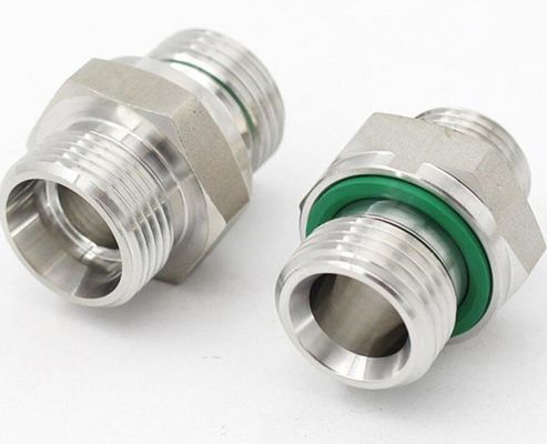 Adaptador de manguera hidráulica de acero inoxidable estándar JIS Adaptador métrico Bsp para industria