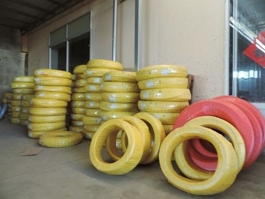 Capacidad de la industria Hidráulica de un solo cable de acero trenzado manguera de aceite de caucho En8531t/DIN200221sn
