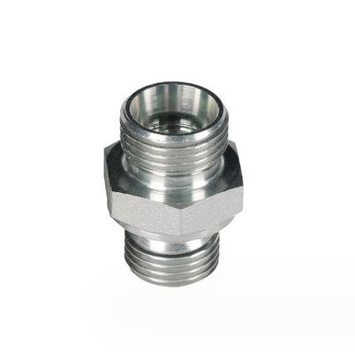 Líneas de tubería conectan los accesorios y adaptadores de tubos hidráulicos estándar métricos con anillo O