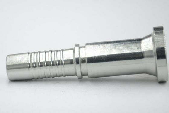 SAE Flange hidráulico 3000psi Flange de manguera 87311 Larga vida útil y conexión de tuberías